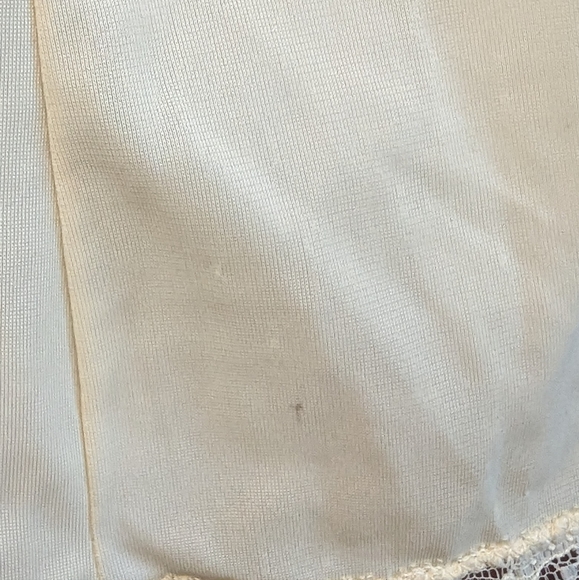 Vintage yellow dress - Picture 6 of 11